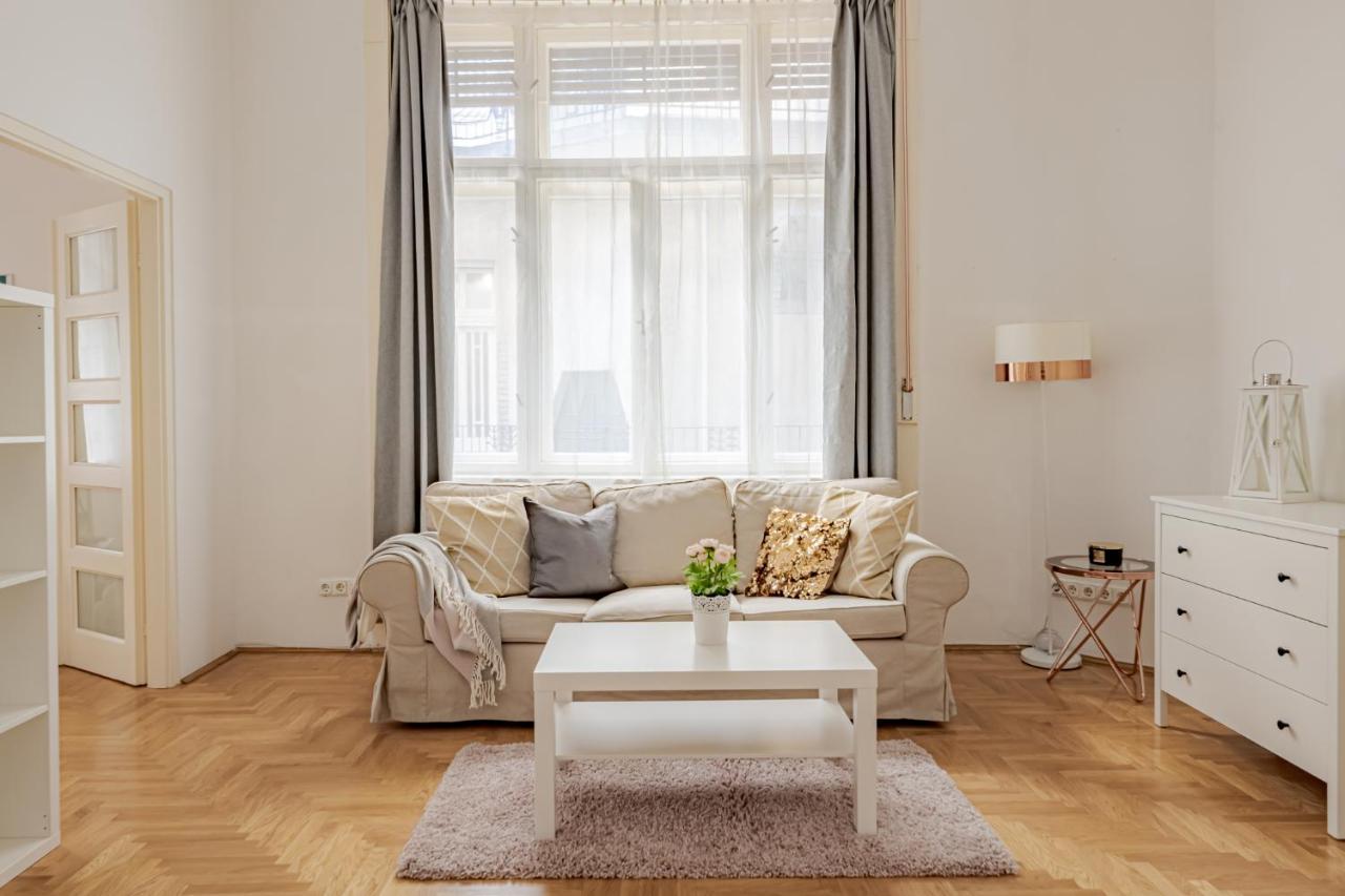 Vintage Home Next To Central Market Hall Будапеща Екстериор снимка